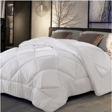 Load image into Gallery viewer, Giselle Bedding King Size 800GSM Microfibre Bamboo Microfiber Quilt
