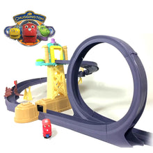 Load image into Gallery viewer, Chuggington Train Motorised Training Yard Loop Ready to Play Set with Diecast Wilson
